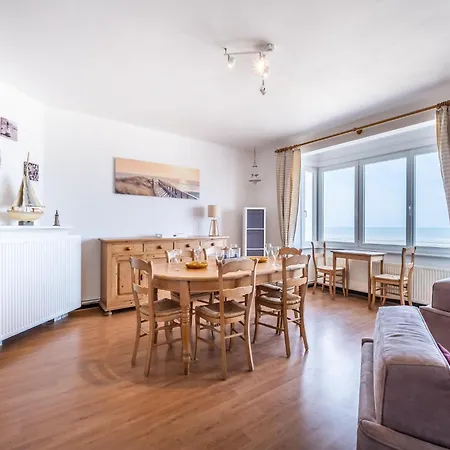 아파트 On Belgian Coast With Sea View, Cleaning Included *